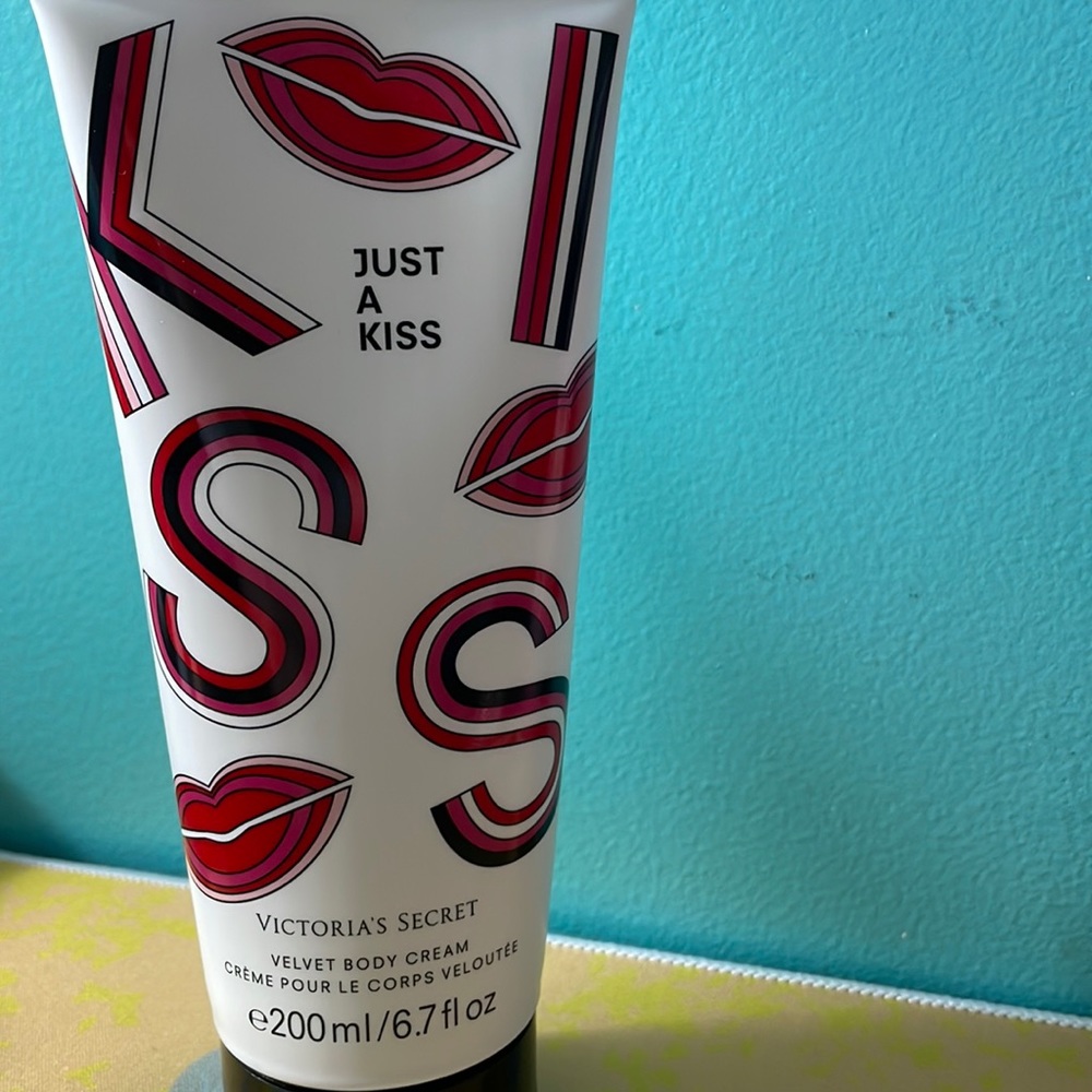 Just a kiss lotion Victoria’s Secret